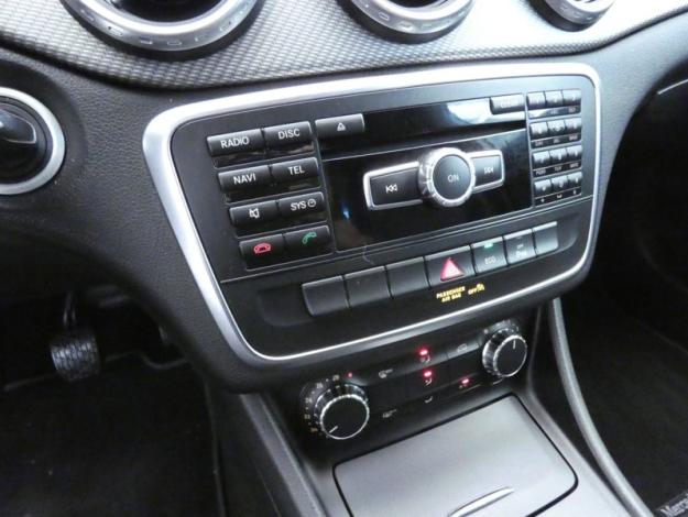 MERCEDES-BENZ GLA 200 d  