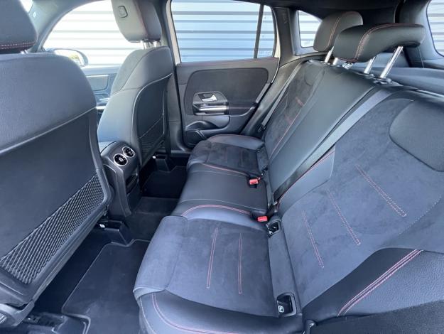MERCEDES-BENZ GLA 200 d AMG Line  