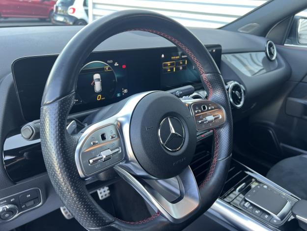 MERCEDES-BENZ GLA 200 d AMG Line  