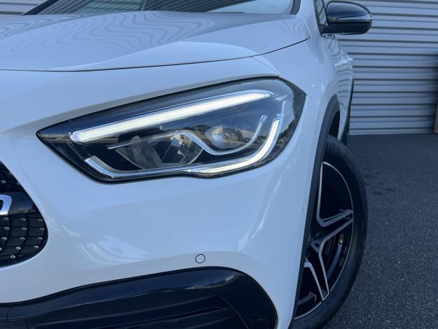 MERCEDES-BENZ GLA 200 d AMG Line  