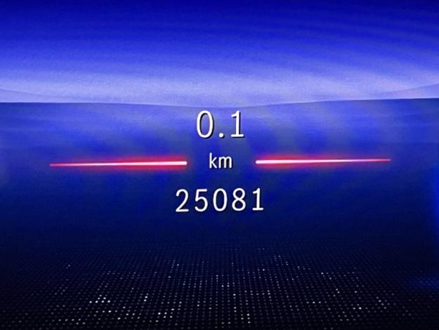 MERCEDES-BENZ EQA 250+ AMG Line  