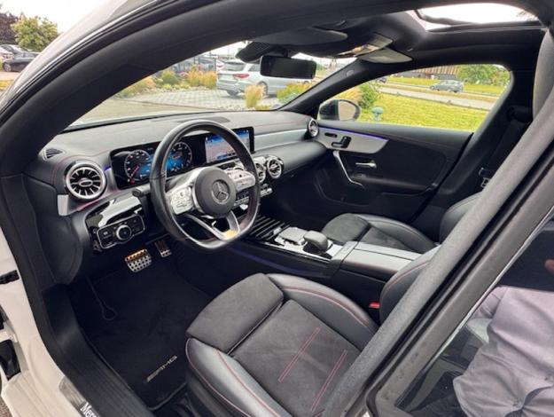 MERCEDES-BENZ CLA Coupé CLA 180 d Coupé AMG Line  