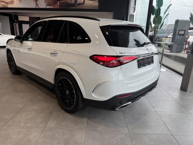 MERCEDES-BENZ GLC 300 de 4MATIC  Star Edition