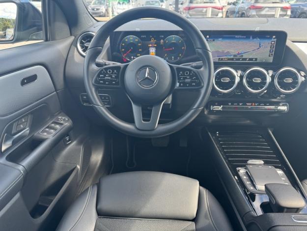 MERCEDES-BENZ GLA 180 D STYLE  