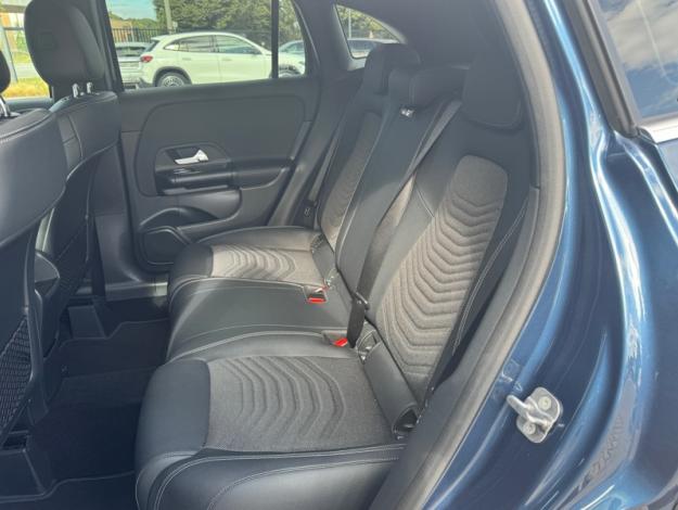 MERCEDES-BENZ GLA 180 D STYLE  