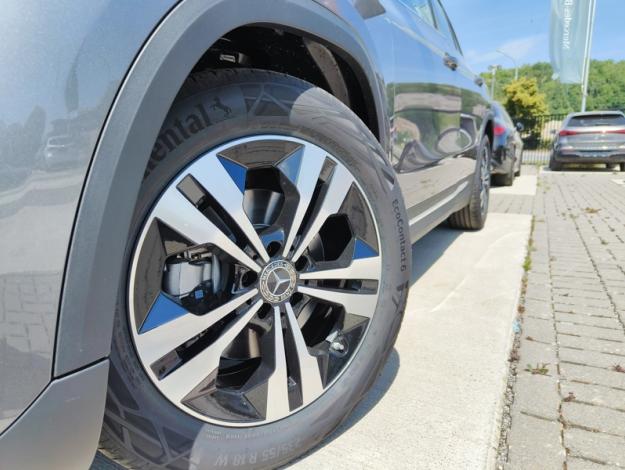 MERCEDES-BENZ GLA 180 Business Line - SAGA Huy (+32 85 23 69 00) 