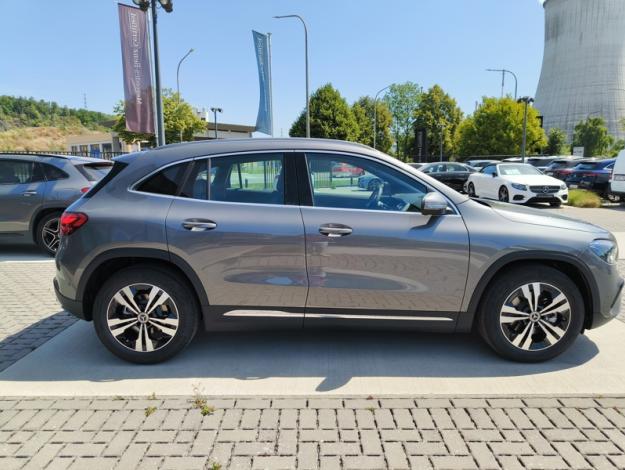 MERCEDES-BENZ GLA 180 Business Line - SAGA Huy (+32 85 23 69 00) 