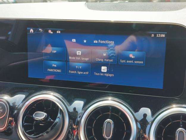 MERCEDES-BENZ GLA 180 Business Line - SAGA Huy (+32 85 23 69 00) 