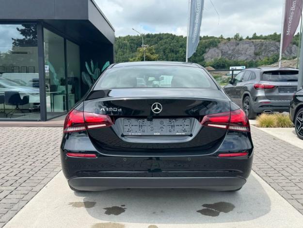 MERCEDES-BENZ A 180 d berline Business Line  