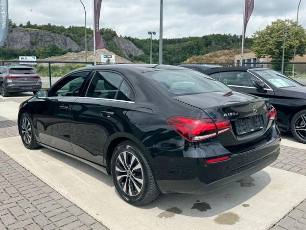 MERCEDES-BENZ A 180 d berline Business Line  