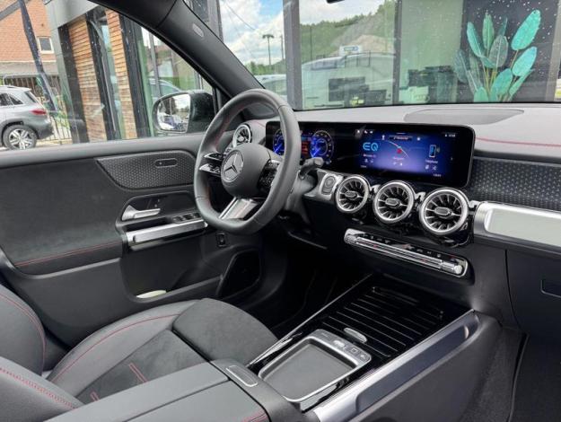 MERCEDES-BENZ EQB EQB 300 4MATIC AMG Line
