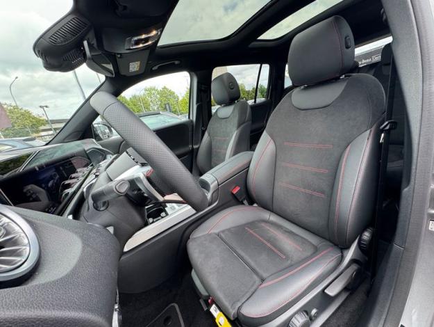 MERCEDES-BENZ EQB EQB 300 4MATIC AMG Line