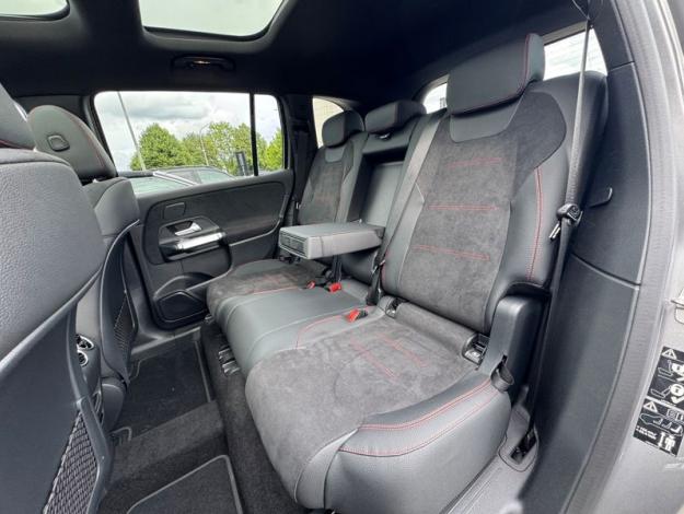 MERCEDES-BENZ EQB EQB 300 4MATIC AMG Line
