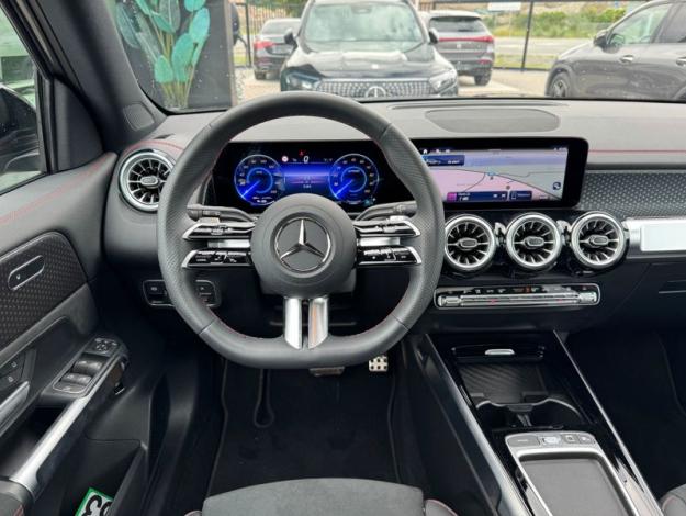 MERCEDES-BENZ EQB EQB 300 4MATIC AMG Line