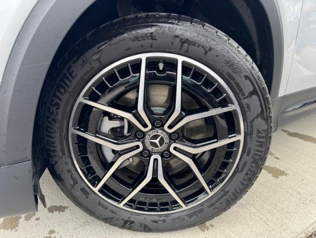MERCEDES-BENZ EQB EQB 300 4MATIC Edition