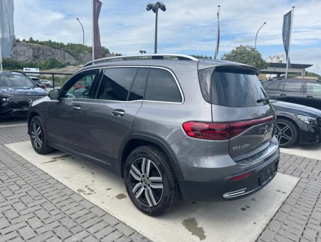 MERCEDES-BENZ EQB EQB 250+ Business Line