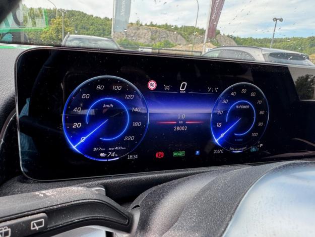 MERCEDES-BENZ EQB EQB 250+ Business Line