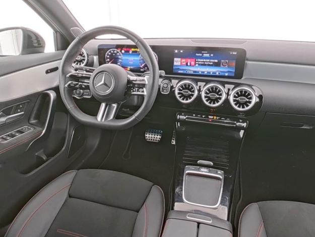 MERCEDES-BENZ A-Klasse A 180