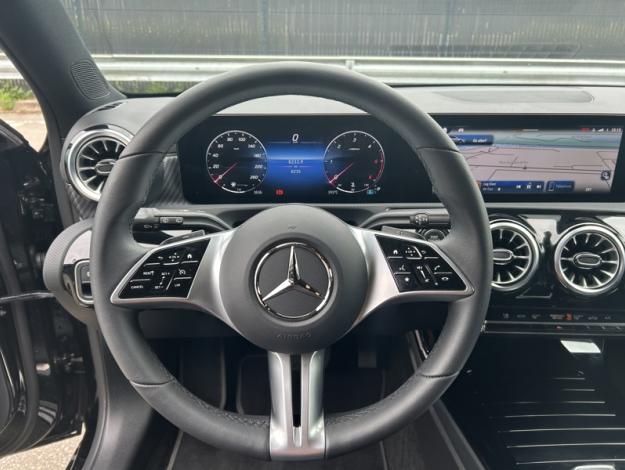 MERCEDES-BENZ Classe A 180 d Progressive Line  
