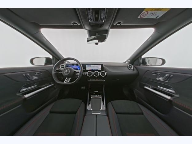 MERCEDES-BENZ EQA 250 + AMG Pack Night PREMIUM Attelage  