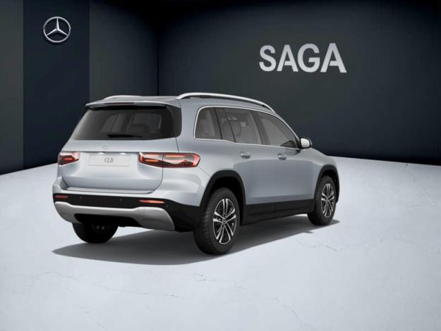 MERCEDES-BENZ GLB 180   Essential Line