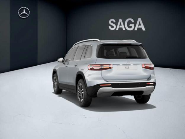 MERCEDES-BENZ GLB 180   Essential Line