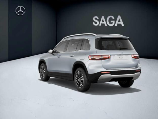 MERCEDES-BENZ GLB 180   Essential Line