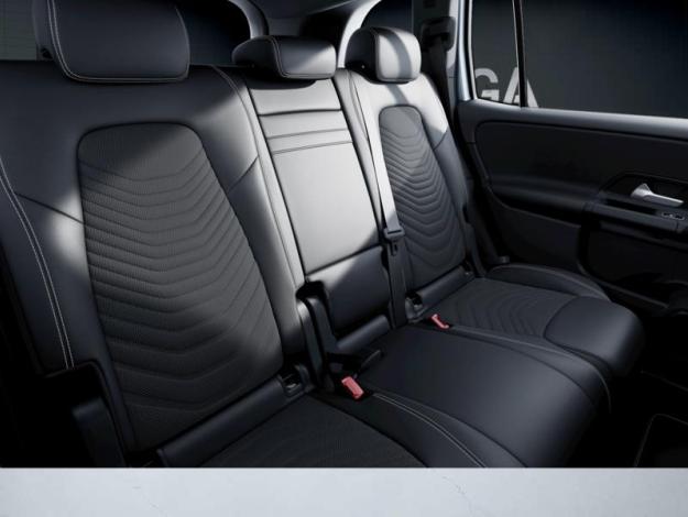 MERCEDES-BENZ GLB 180   Essential Line