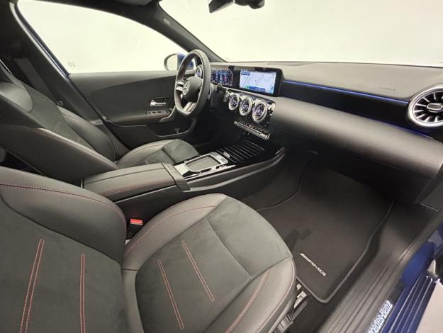 MERCEDES-BENZ Classe A 200 d AMG Line  