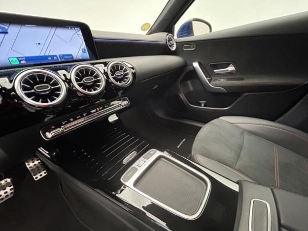 MERCEDES-BENZ Classe A 200 d AMG Line  