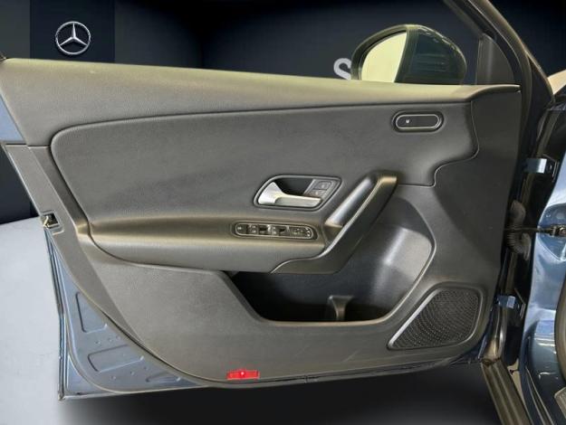 MERCEDES-BENZ Classe A 180 d  A 180 d