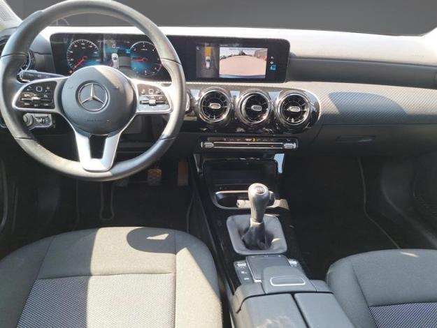 MERCEDES-BENZ A 180 d Style  A 180 d