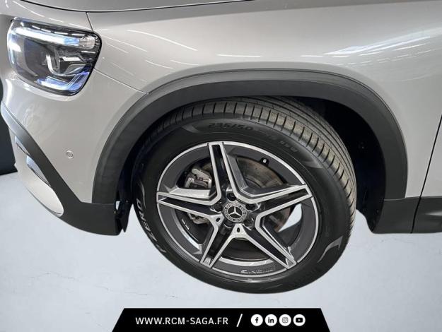 MERCEDES-BENZ GLB 200 AMG Line  