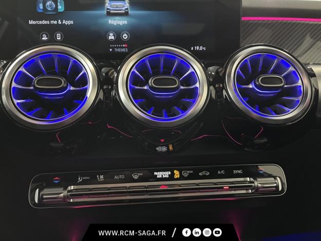 MERCEDES-BENZ GLB 200 AMG Line  