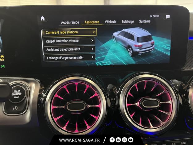 MERCEDES-BENZ GLB 200 AMG Line  
