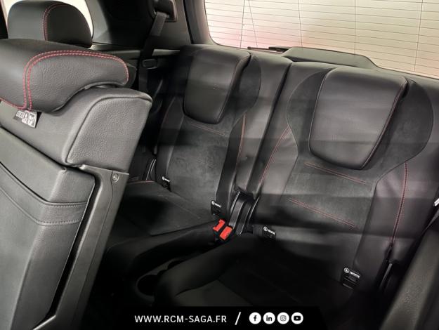 MERCEDES-BENZ GLB 200 AMG Line  