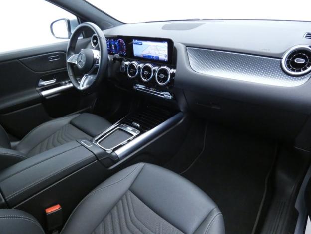 MERCEDES-BENZ GLA 250 e Hybrid EQ Progressive Line  