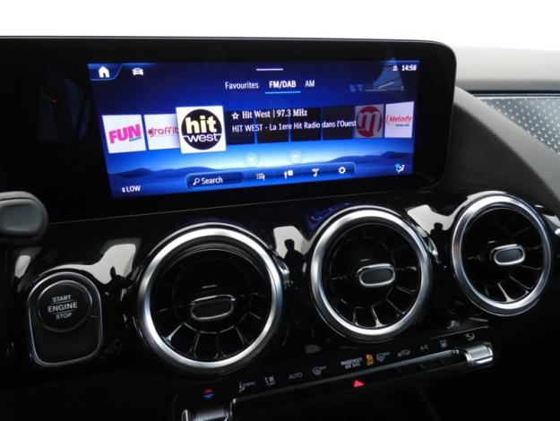 MERCEDES-BENZ GLA 250 e Hybrid EQ Progressive Line  