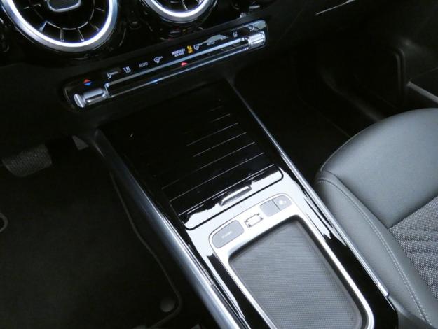 MERCEDES-BENZ GLA 250 e Hybrid EQ Progressive Line  