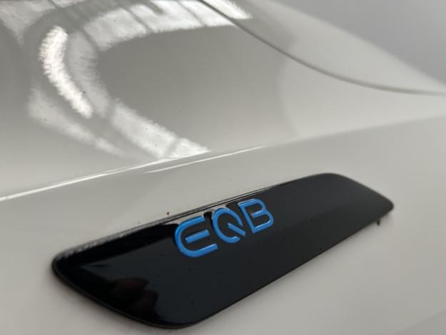 MERCEDES-BENZ EQB EQB 300 4MATIC AMG Line