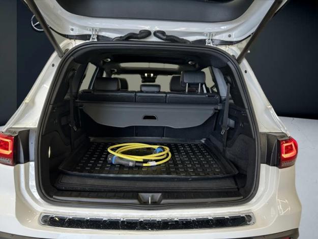 MERCEDES-BENZ EQB EQB 300 4MATIC AMG Line