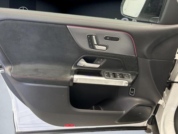 MERCEDES-BENZ EQB EQB 300 4MATIC AMG Line