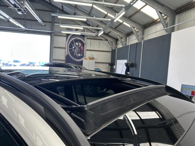 MERCEDES-BENZ EQB EQB 300 4MATIC AMG Line