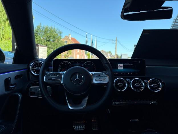 MERCEDES-BENZ CLA 200 d Coupé AMG Pack Night Toit Pano  