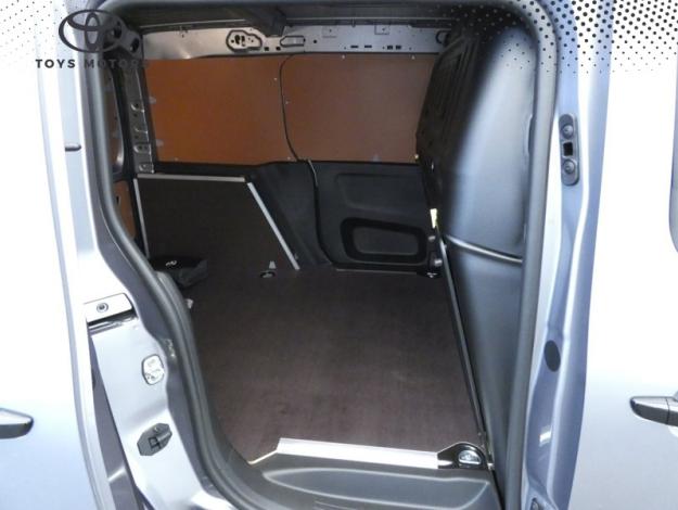 TOYOTA Proace City Medium 1.5L 130 D-4D BVA Start Pack Look 3P  