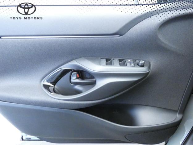 TOYOTA Yaris Cross Hybride 1.5 Hybride 130H Trail Pack Techno  