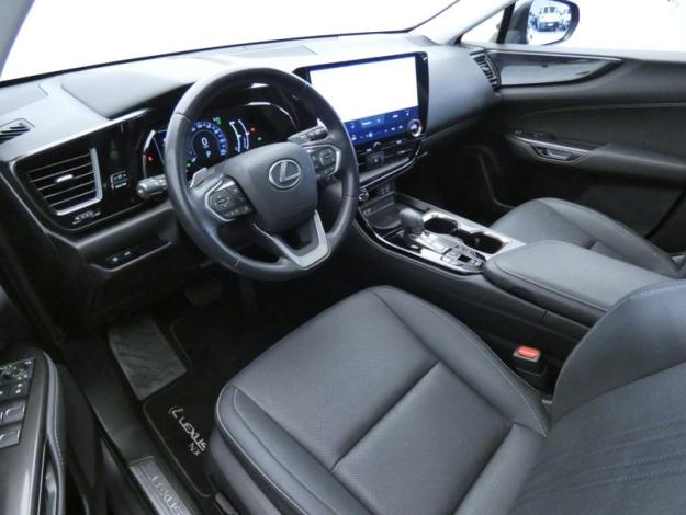 LEXUS NX 450H+ PHEV 4WD LUXE PACK DESIGN.  