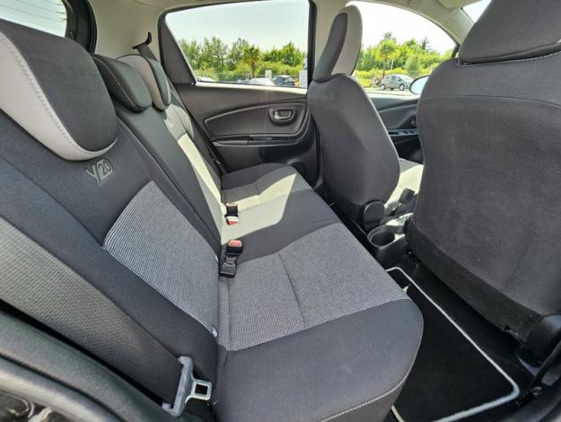 TOYOTA Yaris 110 VVT-i Design Y20 CVT  