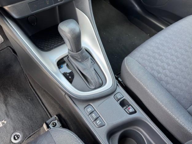 TOYOTA Yaris Hybride Hybride 116h Design  