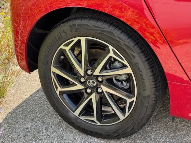TOYOTA Yaris Hybride Hybride 116h Design  